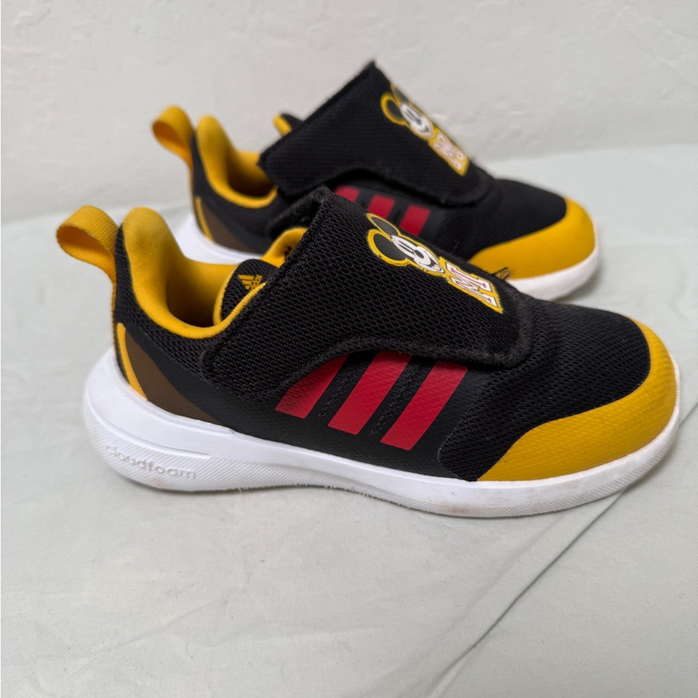 Adidas Toddler Kids FortaRun Disney Mickey Mouse Velcro sneakers